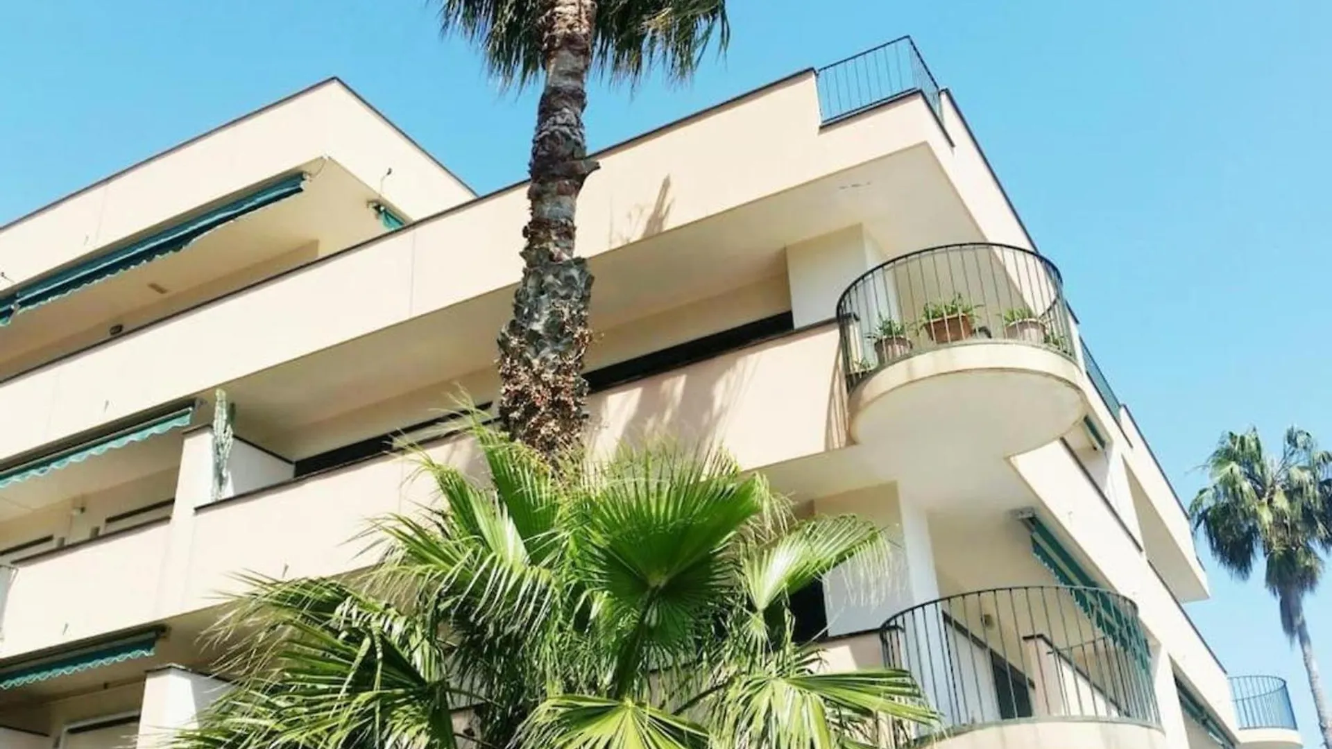 Appartamento Copacabana Vista Mare E Parking سانريمو